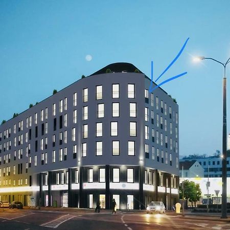 Old Town Luxury Apartment In Heart Of ブラチスラヴァ エクステリア 写真
