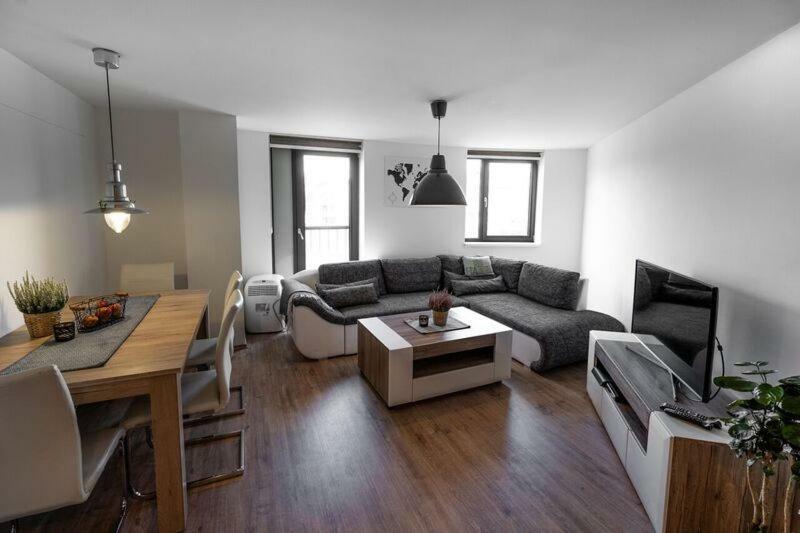 Old Town Luxury Apartment In Heart Of ブラチスラヴァ エクステリア 写真